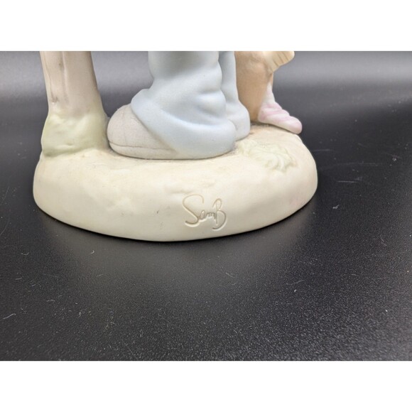 Vtg Precious Moments Porcelain Figurine Jesus Is The Only Way 1988 Sam B 520756 - Picture 5 of 7